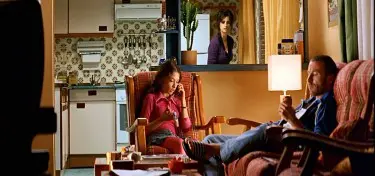 Volver-Raimunda's apartment