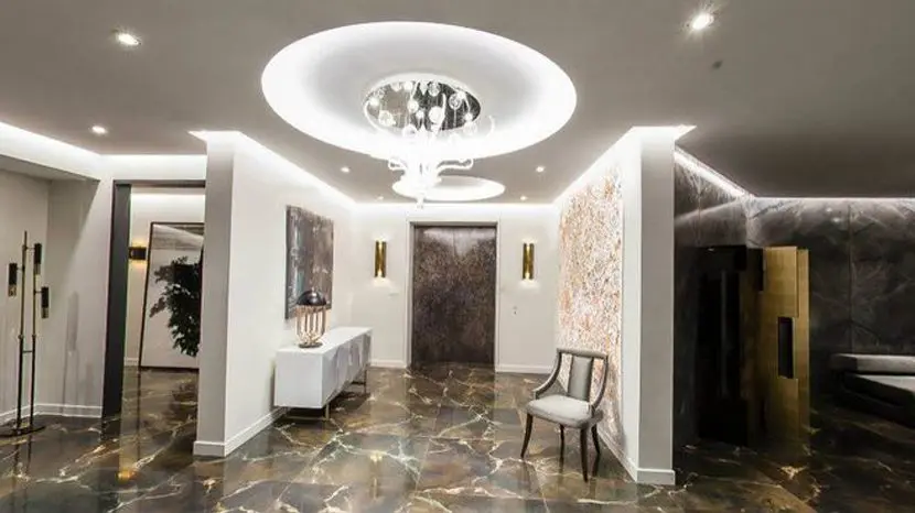 fifty-shades-christians-apartment-with-light