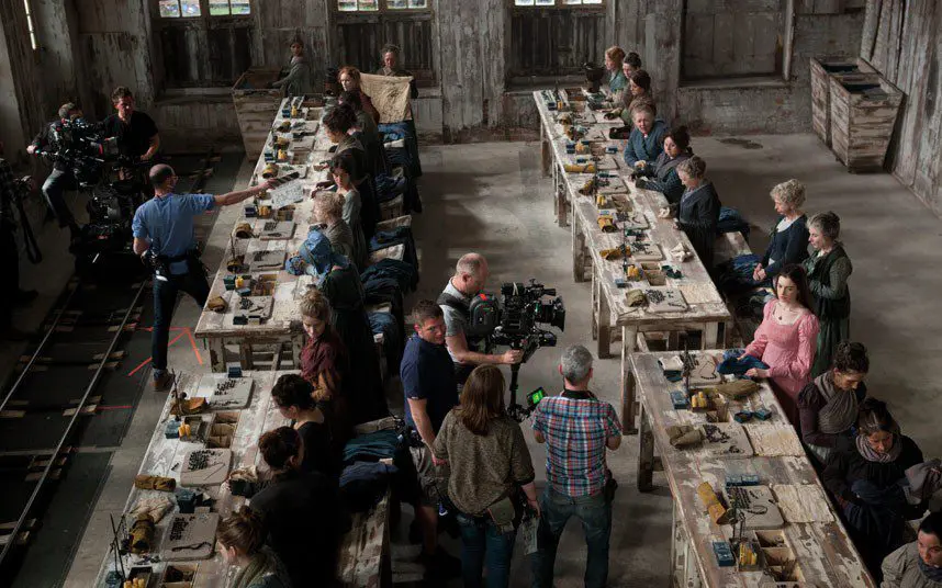 factory-les-miserables-reclaimed-wood