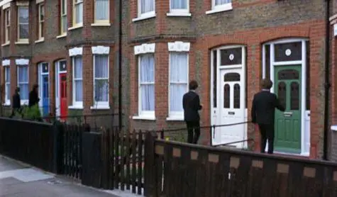 beatles-help-doors-film-and-furniture