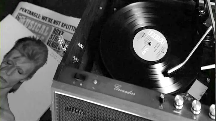 Control audio and Hi-Fi in film Record Store Day