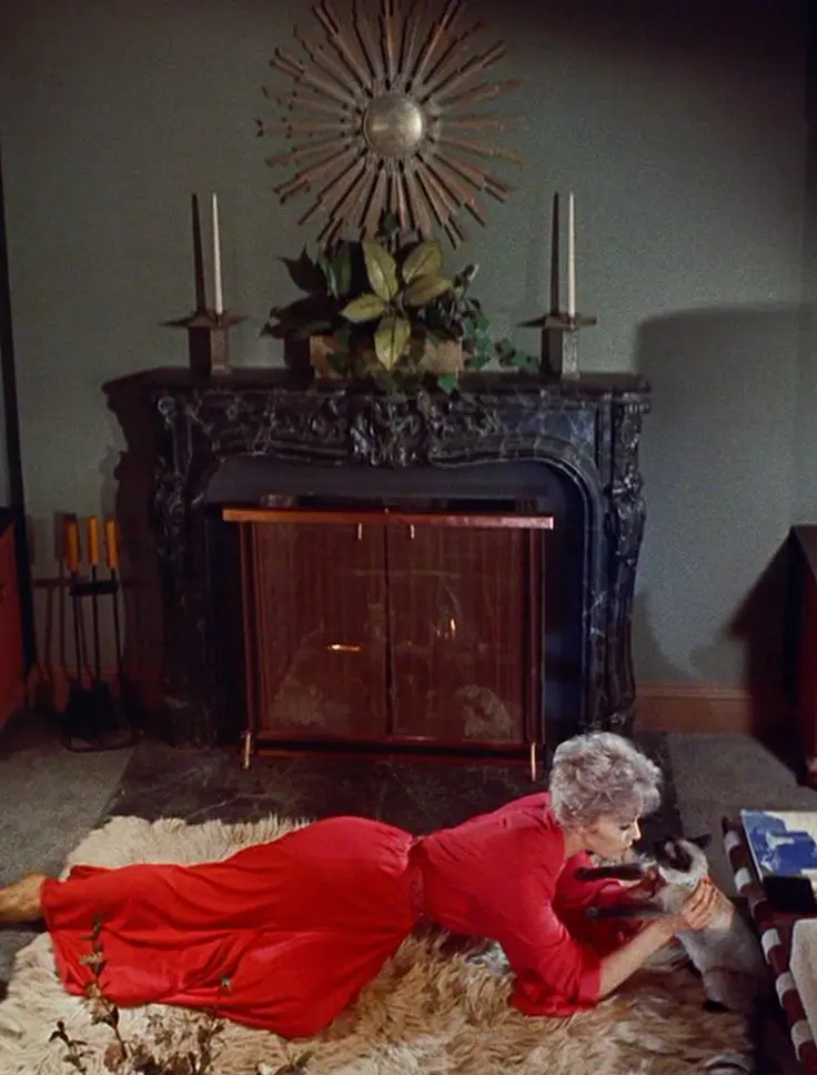 bell-book-candle-1950s-style-film-set-film-and-furniture