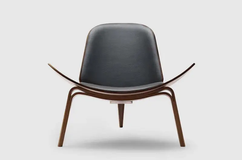 Wegner CH07 Chair