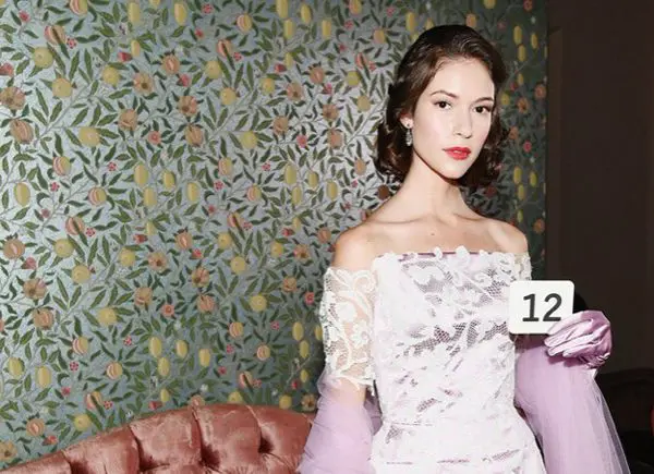 fruit-william-morris-wallpaper-phantom-thread