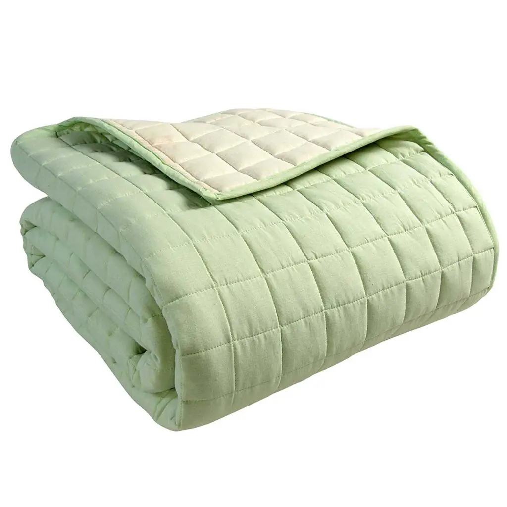Homescapes 100% Cotton Reversible Twin Colour Quilted Bedspread Throw - green