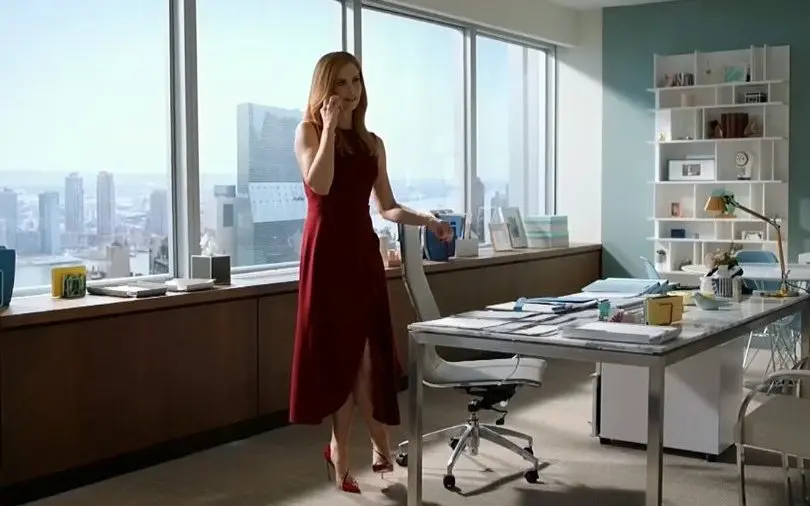Donna Paulsen's office in Suits