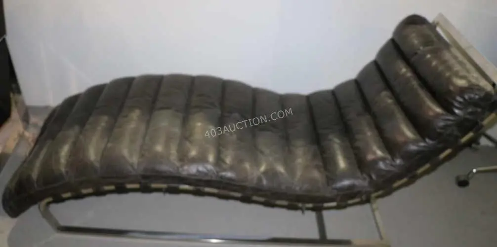 Harvey Specter's office Chaise Lounge