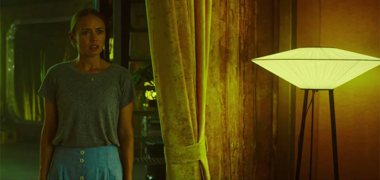 Ribbon floor lamp by Beatrice Durandart