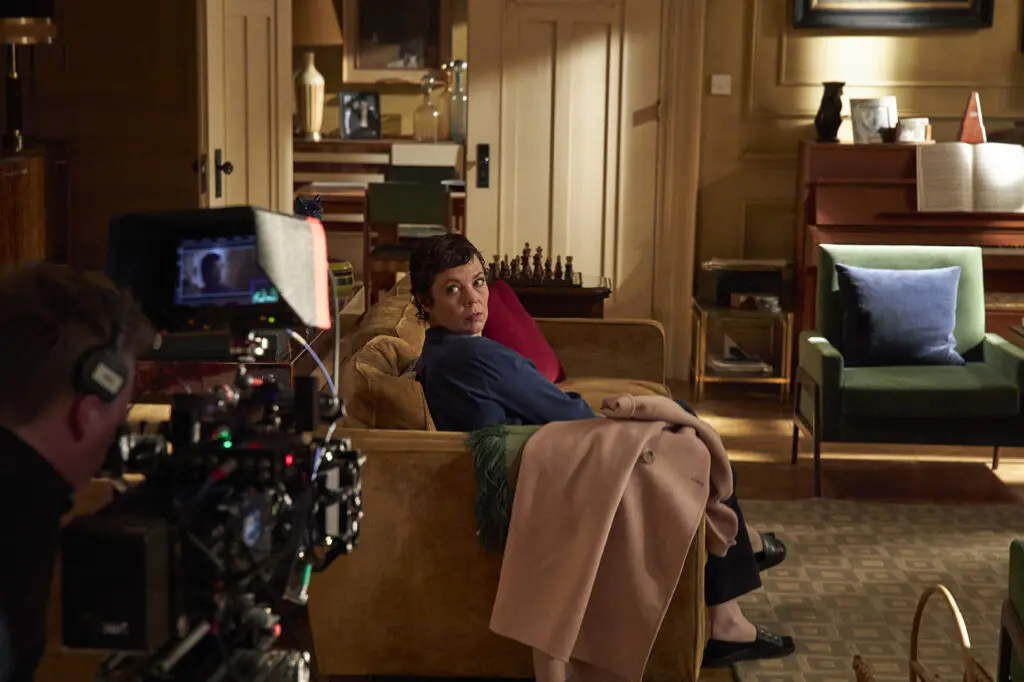 Olivia Colman on the filmset of decor of The Father