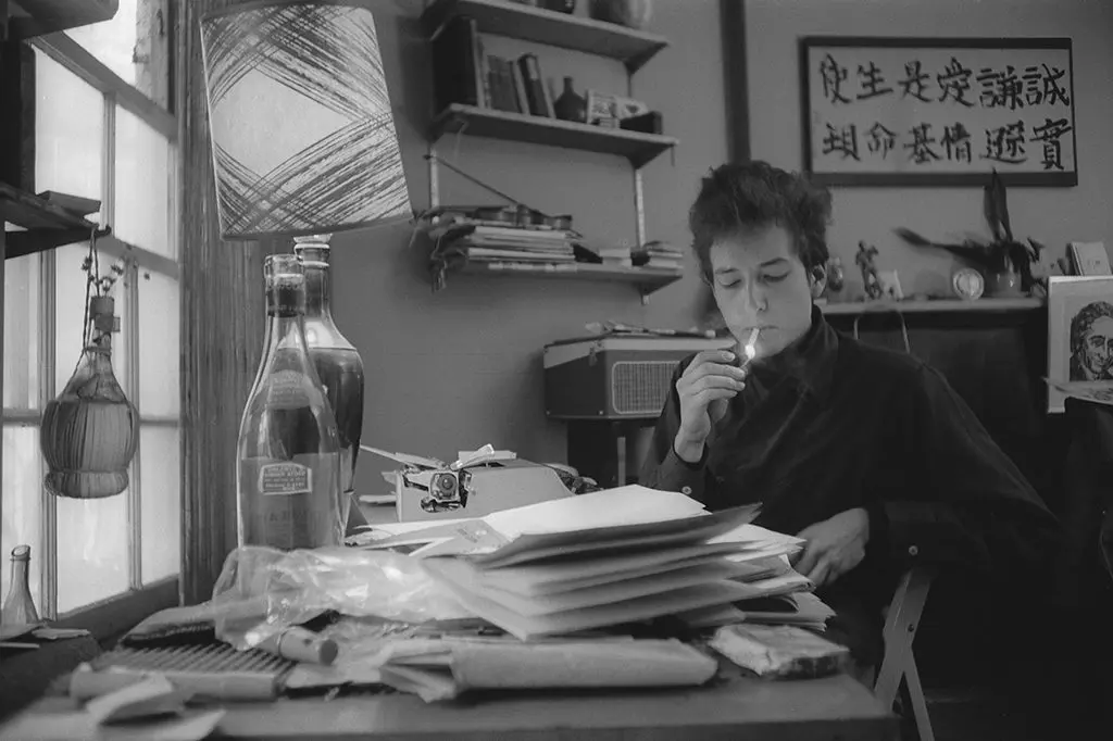 Bob Dylan in his apartment in the early 1960s. Photo by Ted Russell by permission of Francois Audouy