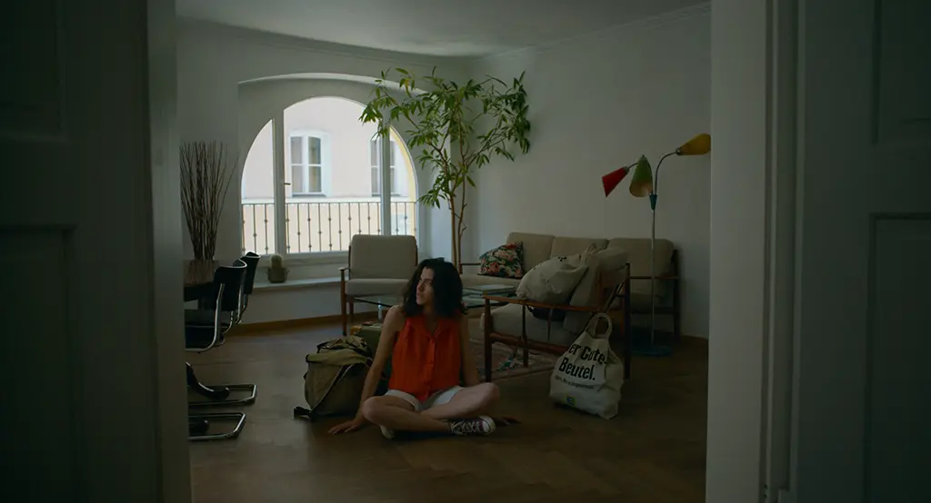 Paul and Paulette Take a Bath: Hitler's apartment