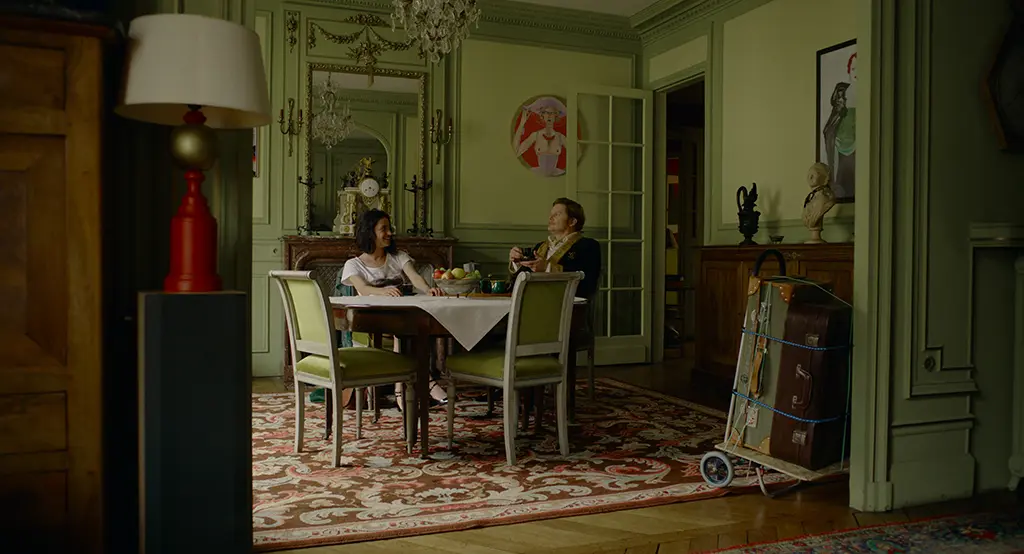 Paul and Paulette Take a Bath: Paulette's temporary apartment