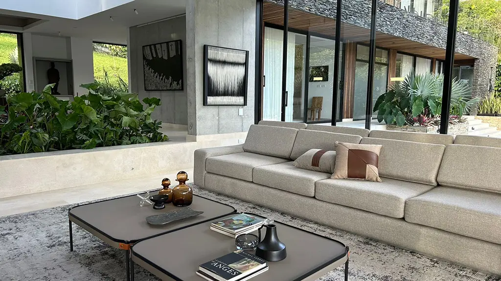 The Night Manager Season 2: Teddy's villa