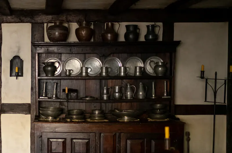 Pewter Plates – Inspired by Hamnet