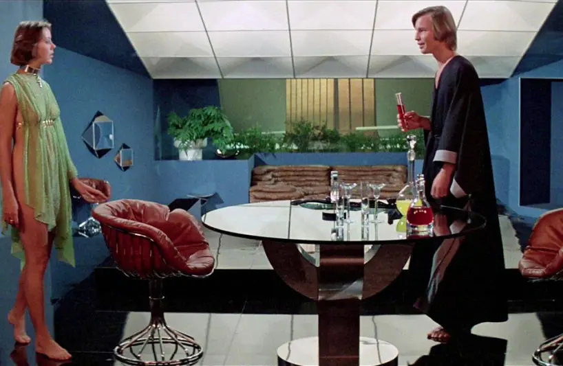 A sofa that deserves gawping at: The de Sede Terrazza sofa in film