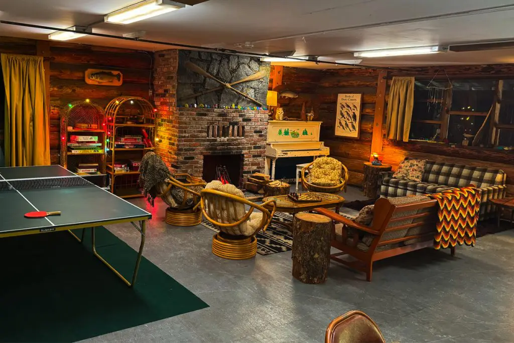 Counselor cabin in Teenage Sex and Death at Camp Miasma