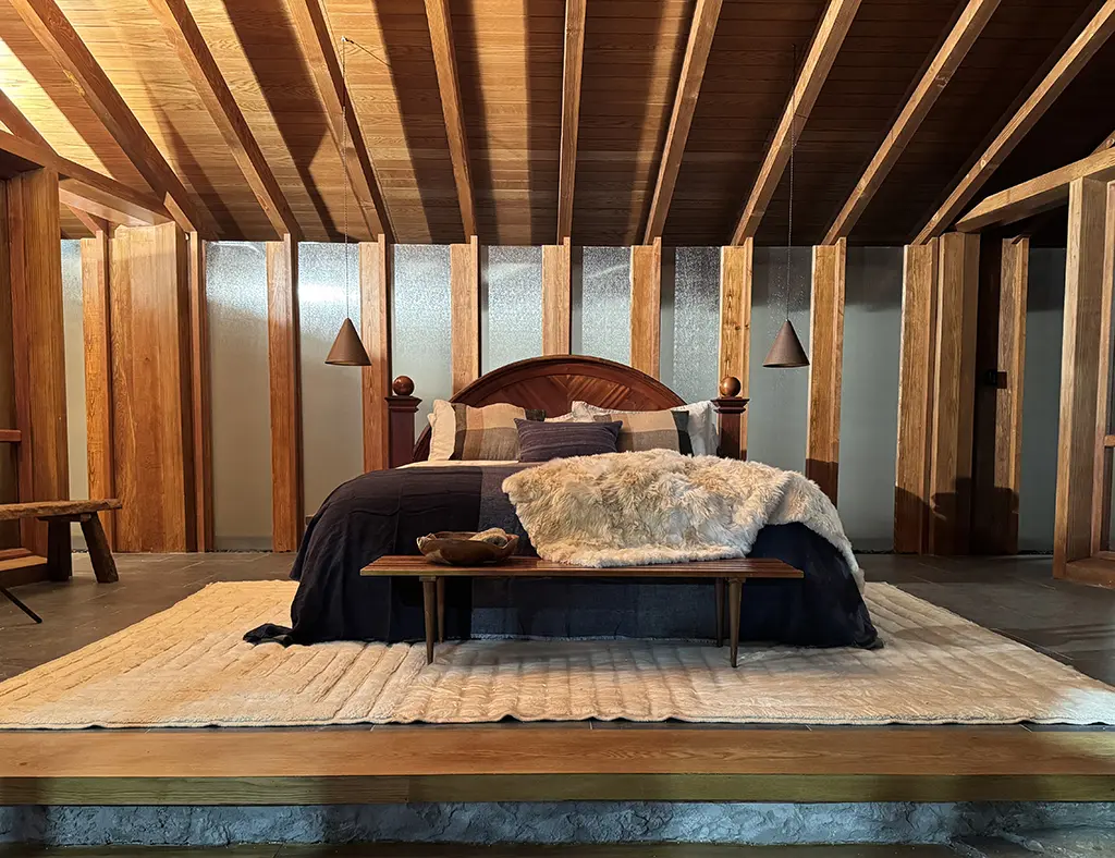 Lowen's bedroom in Verity