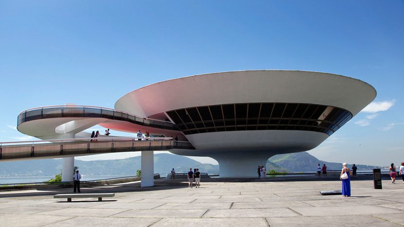 Oscar-Niemeyer-Niterói-Contemporary-Art-Museum