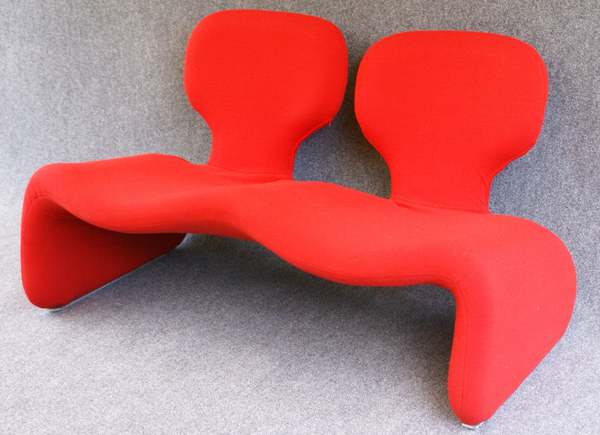 djinn-sofa-2001-a-space-odyssey-film-and-furniture