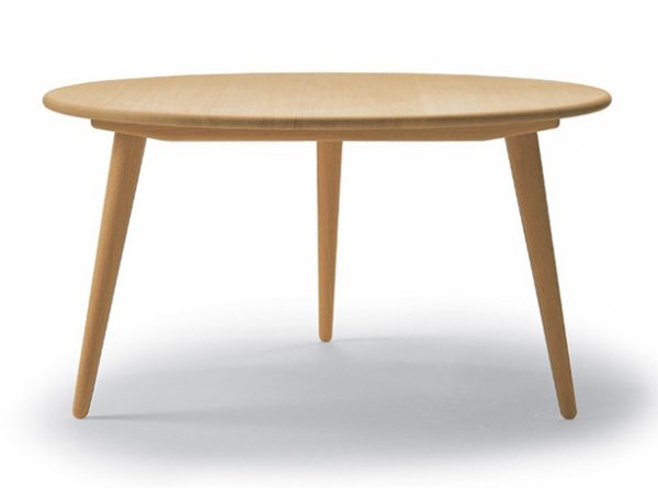 wegner-coffee-table-film-and-furniture