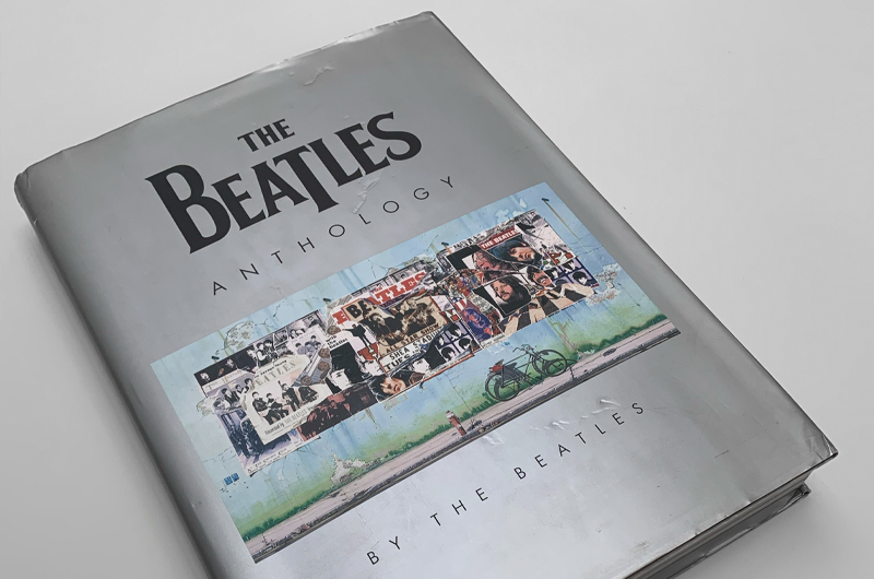 The Beatles Anthology (book) pre-owned, 2002