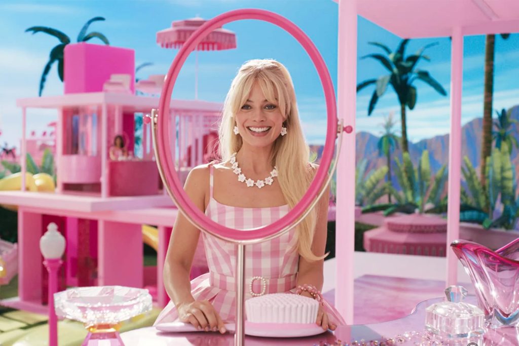 barbie movie dressing table