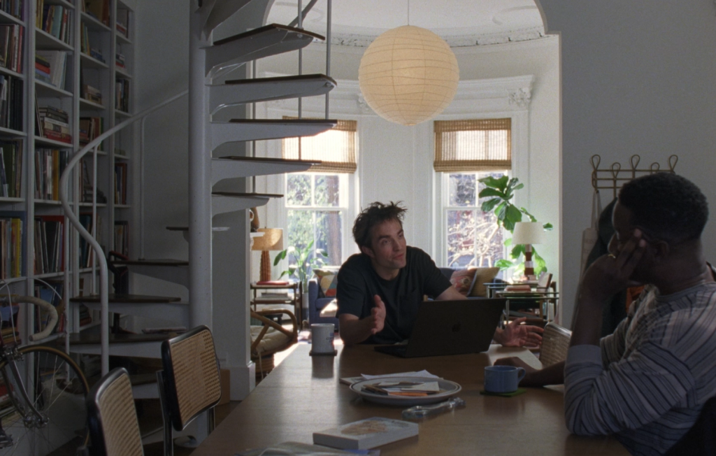 Charlie (Robert Pattinson) and Emma's (Zendaya) bedroom in The Drama